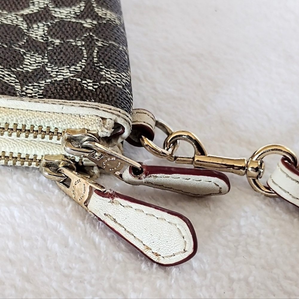 👜 Coach Saddle Apricot Signature Double Corner Zip Wristlet Wallet Clutch - Picture 4 of 9